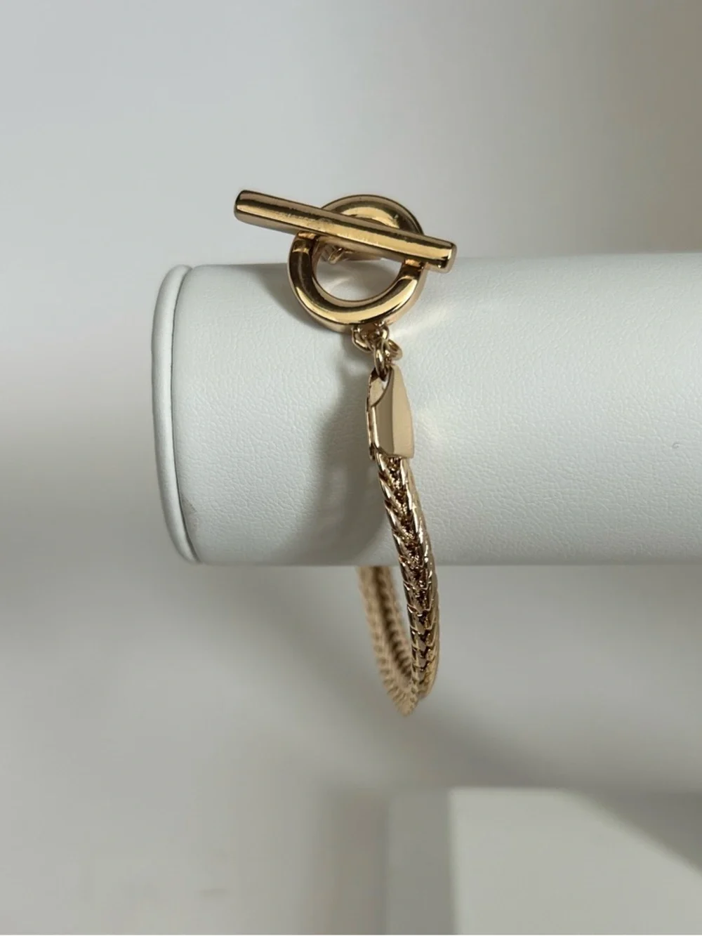 Anne Klein elegant gold